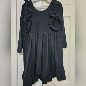 Girls ruffle dress